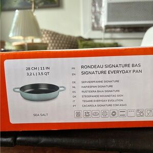 Le Creuset Signature Everyday Pan - Sea Salt